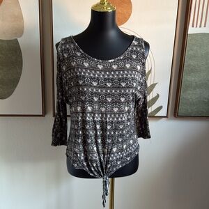 Papaya Black White Pattern Cold Shoulder Top